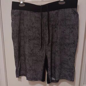 Lululemon T.H.E. Short Mens Linerless XL